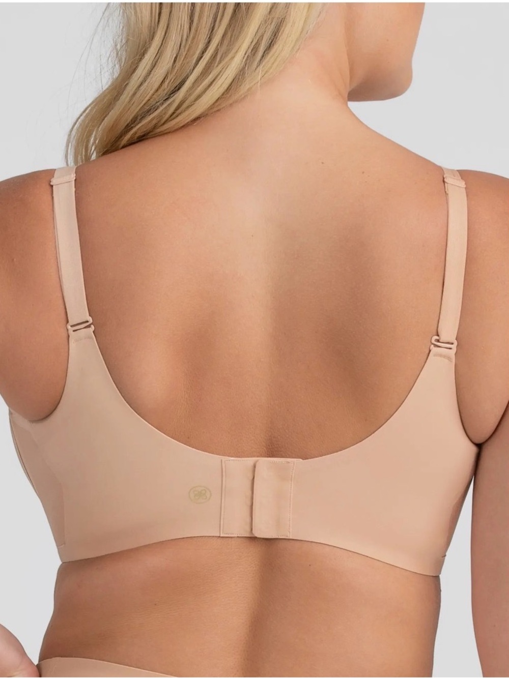 Honeylove CrossOver Bra Sand
Size 1X
$69 - Picture 2 of 7